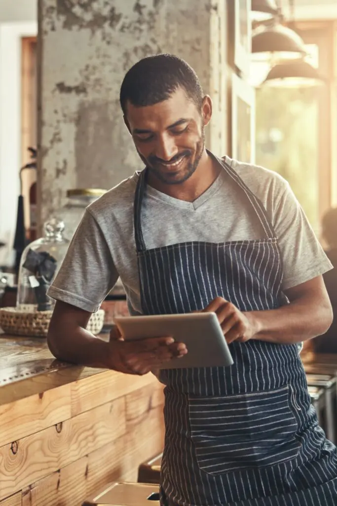 Retail Telecommunications Services - Universal Connectivity