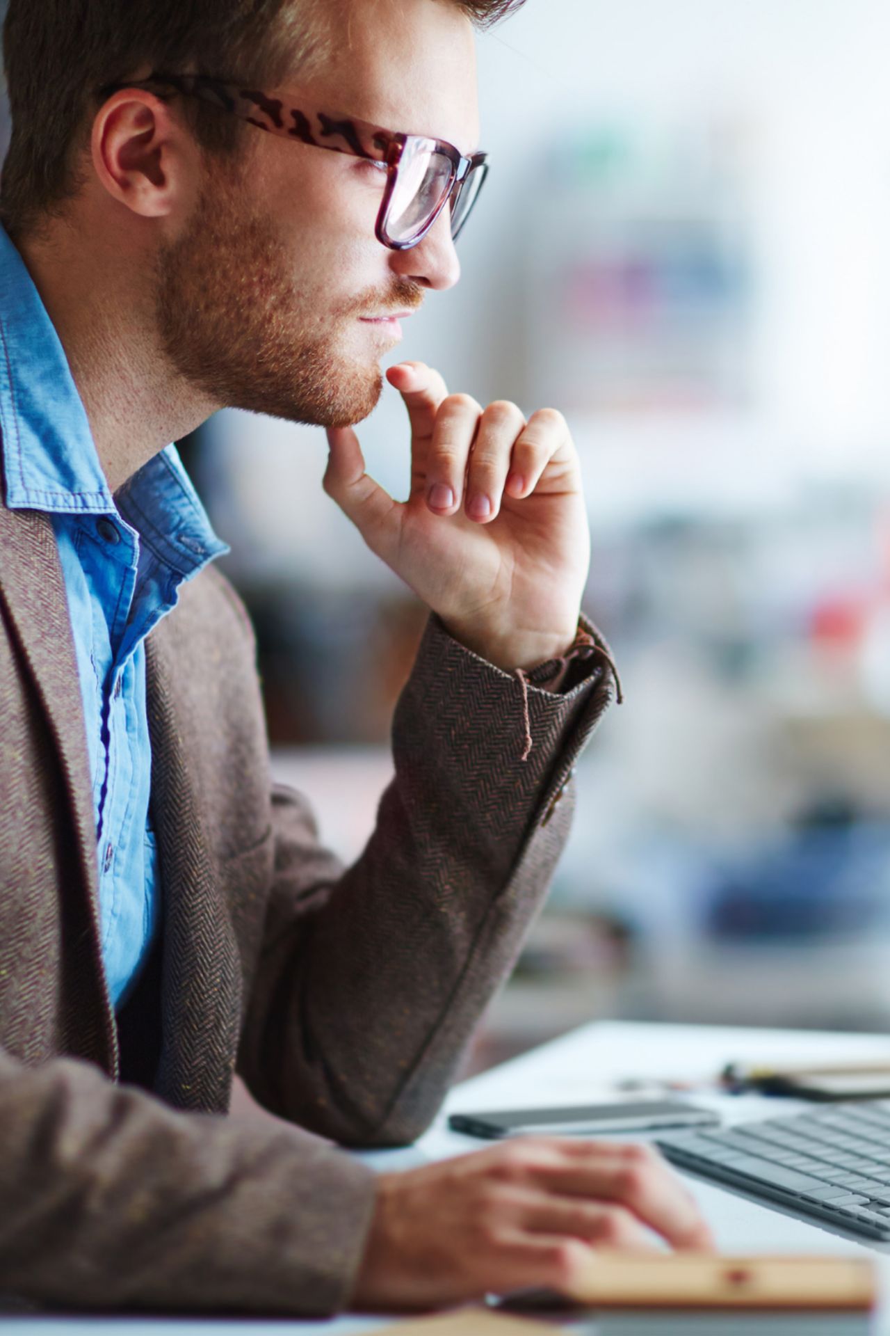 Cloud Communications for Business Success - Universal Connectivity Cloud Communications for Business Success - Universal Connectivity